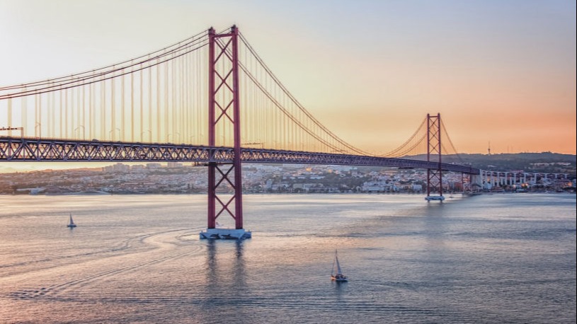 Мост «25 апреля»