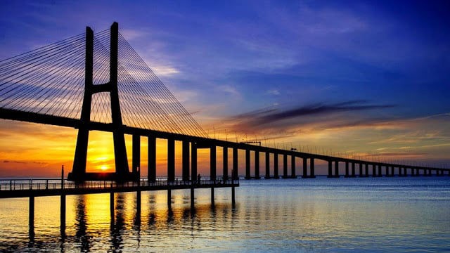 Мост Васко да Гама